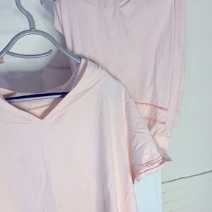 LB Activewear size 26/28 Light pink color. Very comfortable and comes as a set.